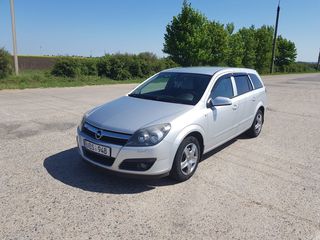 Opel Astra foto 2