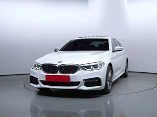 BMW 5 Series foto 3