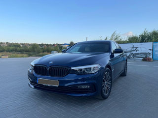 BMW 5 Series foto 1