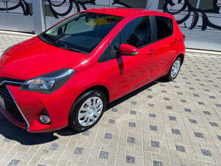 Toyota Yaris foto 8