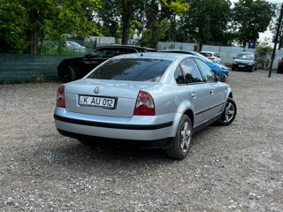 Volkswagen Passat foto 4