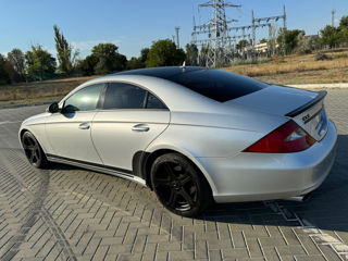 Mercedes CLS-Class foto 2