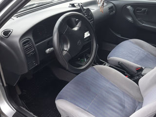 Nissan Primera foto 3