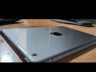 Продам iPad 2 mini