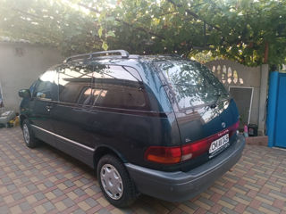 Toyota Previa foto 1