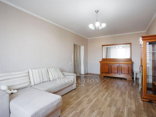 Apartament cu 2 camere, 74 m², Botanica, Chișinău foto 12