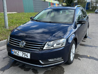 Volkswagen Passat foto 1