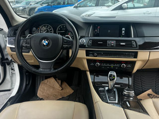 BMW 5 Series foto 11