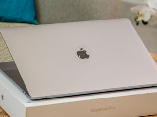 Macbook Pro 16 2020/ Core I7 9750H/ 16Gb Ram/ Radeon Pro 5300M/ 500Gb SSD/ 16" Retina/ 223Cycles!! foto 13