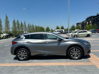 Infiniti QX30 фото 4