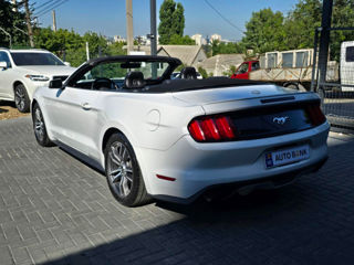 Ford Mustang foto 8