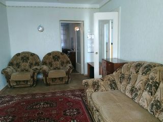 In chirie apartament spatios cu 2 odai. Super conditii. Zona buna. Buiucani str.Alba Iulia, Flacara. foto 1