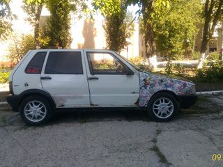 Fiat Uno foto 2