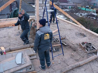 Căutăm specialiști responsabili în montarea acoperișurilor! foto 3