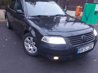 Volkswagen Passat foto 2