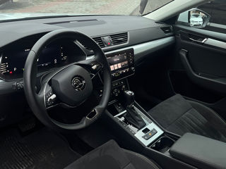 Skoda Superb foto 9