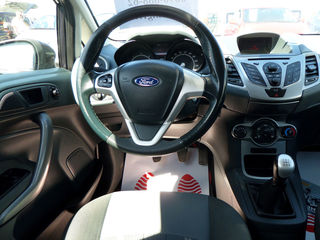 Mazda 2 foto 7