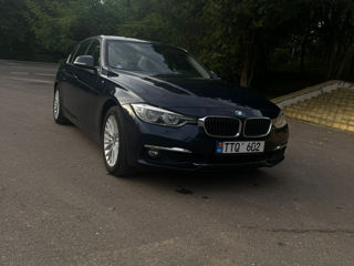 BMW 3 Series foto 4