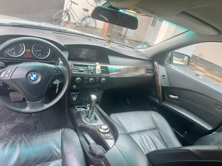 BMW 5 Series foto 2