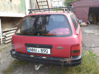 Ford Sierra foto 3