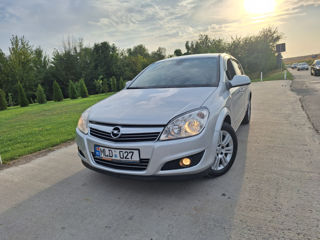 Opel Astra foto 2