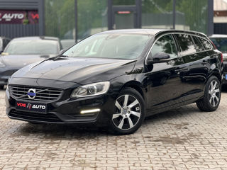 Volvo V60 foto 1