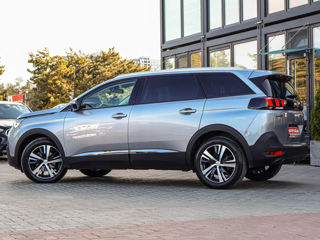 Peugeot 5008 foto 2