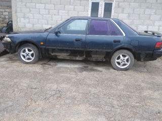 Toyota Carina foto 3