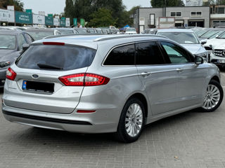 Ford Mondeo foto 3