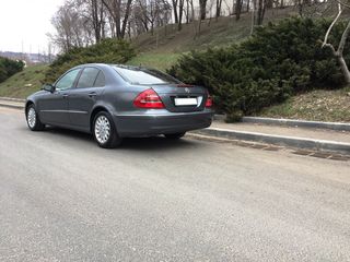 Mercedes E Class foto 6