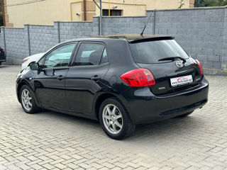 Toyota Auris foto 4