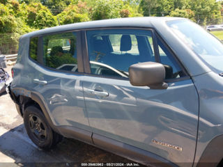 Jeep Renegade foto 12