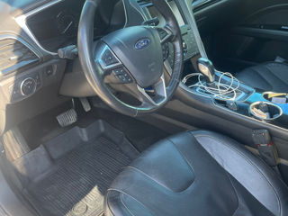 Ford Fusion foto 7