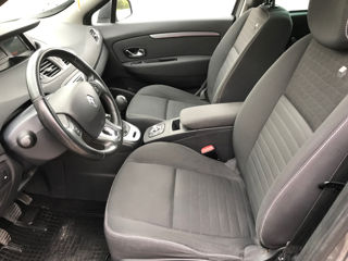 Renault Grand Scenic foto 6