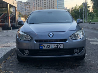 Renault Fluence foto 2