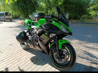 Kawasaki Ninja 650 foto 2