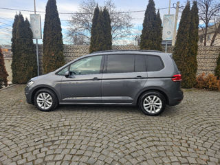 Volkswagen Touran foto 8