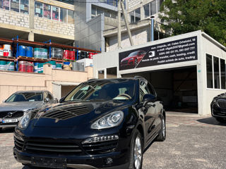 Porsche Cayenne foto 2