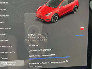 Tesla Model Y foto 8