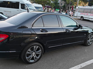 Mercedes C-Class foto 4