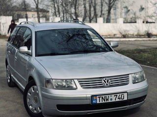 Volkswagen Passat foto 2