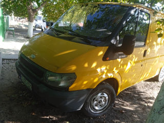 Ford Transit Courier