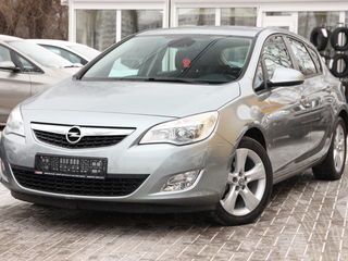 Opel Astra foto 2