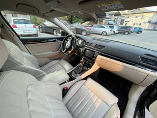 Skoda Superb foto 4