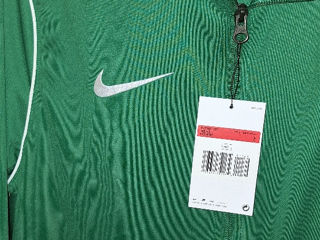 Vestă "Nike Dri-Fit"  nouă/ L