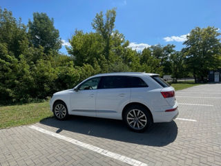 Audi Q7 foto 2