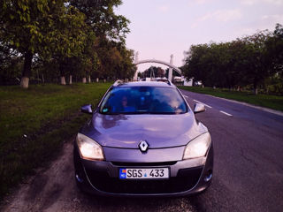 Renault Megane foto 2