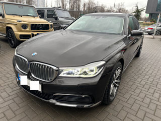 BMW 7 Series foto 2