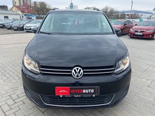 Volkswagen Touran foto 3