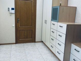 Apartament cu 3 camere, 140 m², Centru, Chișinău foto 7